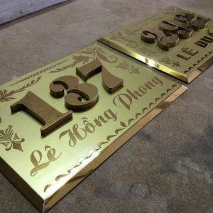 Làm biển đồng ăn mòn